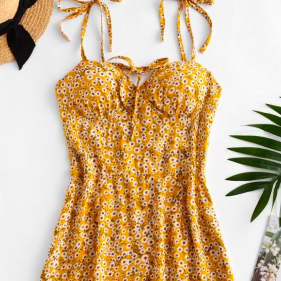 Dresses & Skirts - Yellow Cami Sundress with tie-straps